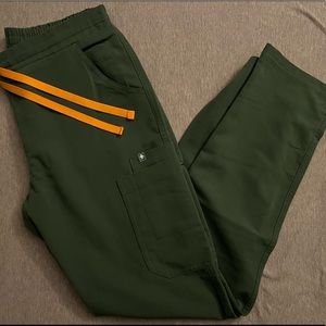 FIGS Moss Green Yola pants - Size S